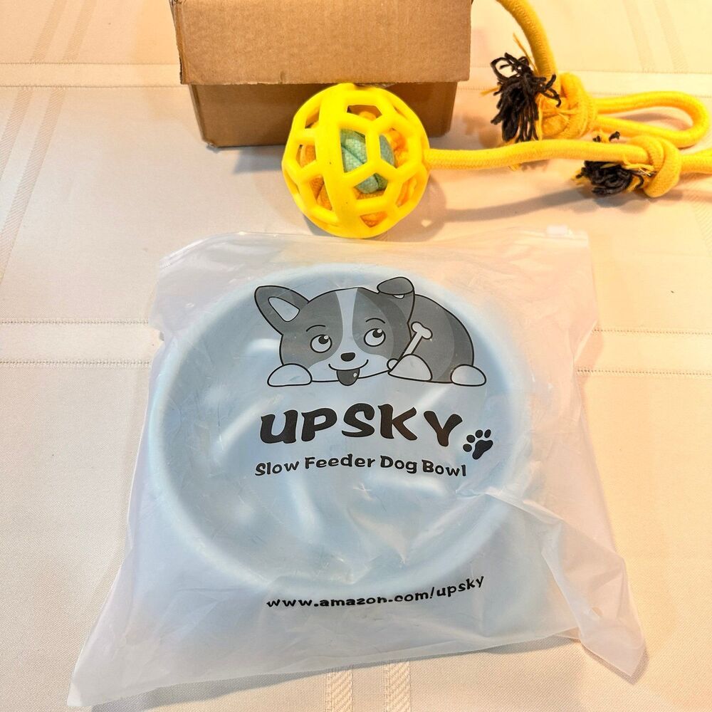 Dog Rope Toy and Dog Food Dish Slow Dog Feeder
